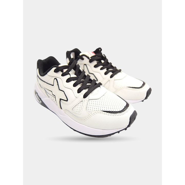 Paio di sneakers W6YZ bianche di tre quarti con lacci neri