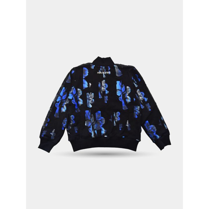 Retro della maglia Neil Barrett nera a fiori blu con logo sotto il collo