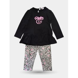 Completo Pinko con t-shirt nera a balza e leggings maculati, vista frontale