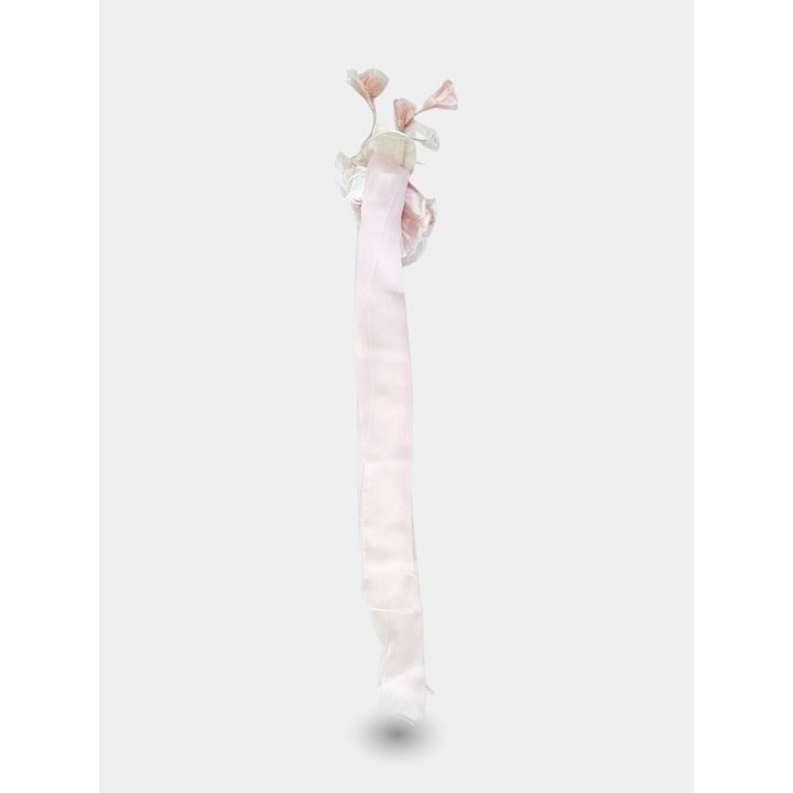 Retro della cintura in tessuto rosa con chiusura a fiori
