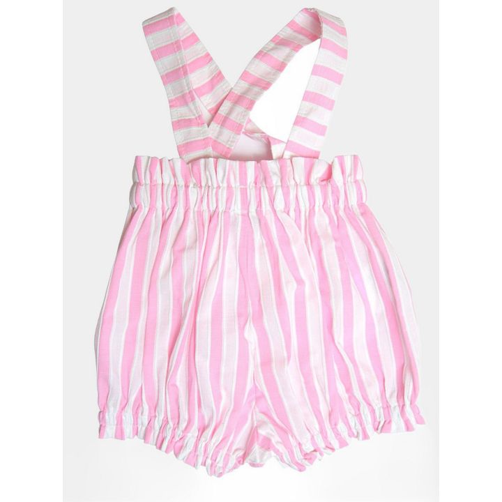 Retro dei pantaloncini a righe rosa con le bretelle incrociate
