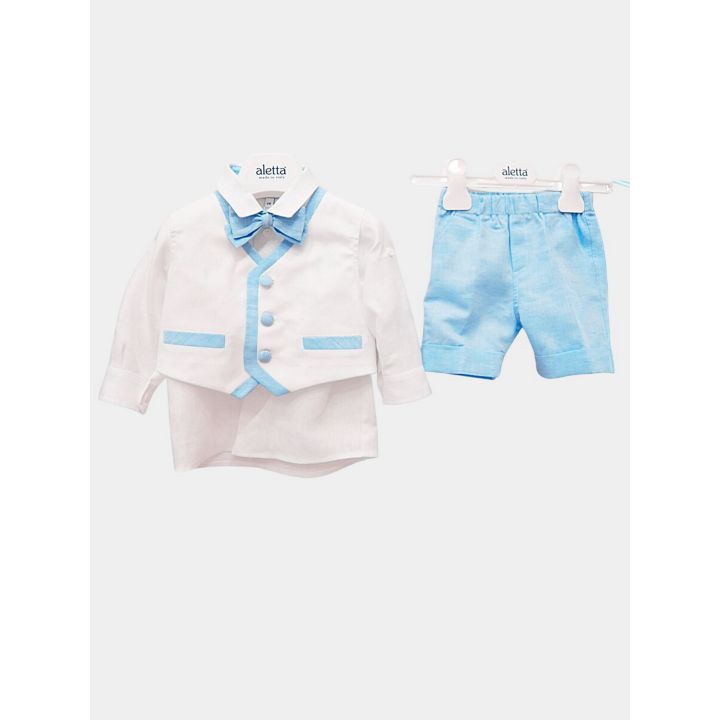 Abito battesimo Aletta con camicia, gilet bianco, papillon e pantaloncino azzurri, vista frontale