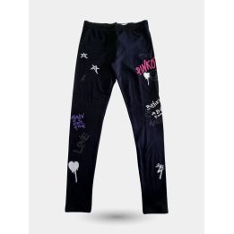 Leggings Pinko neri con logo fucsia e scritte graffiti, vista frontale