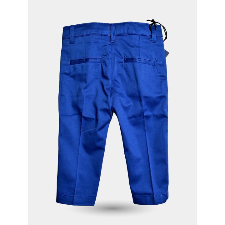 Retro dei pantaloni chino blu oceano con tasche a filetto