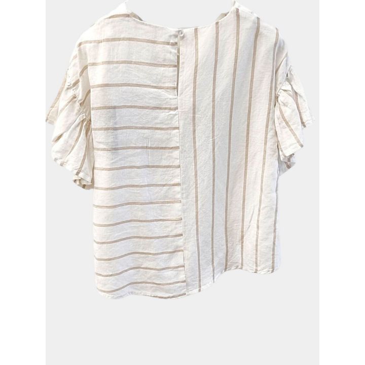 Retro della t-shirt a righe beige con bottoncino al collo