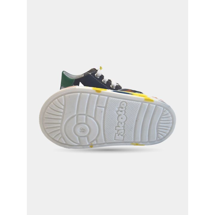 Suola bianca delle sneakers Falcotto con pennellate colorate