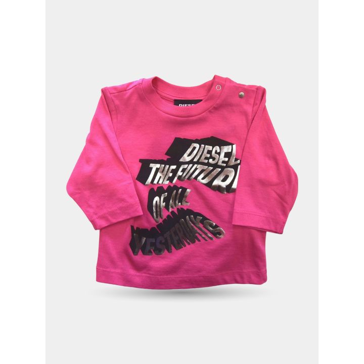 T-shirt Diesel fucsia da neonata vista frontale con scritta argento