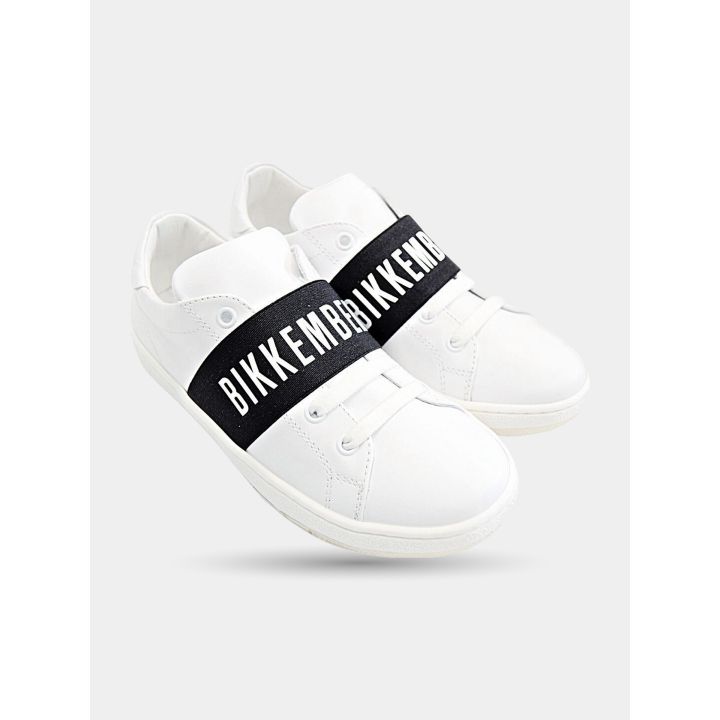 Paio di sneakers Bikkembergs bianche con la scritta sull'elastico, di tre quarti