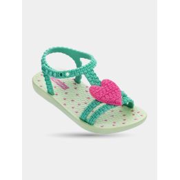 Ciabatta Ipanema bambina verde con cuore rosa, vista di tre quarti