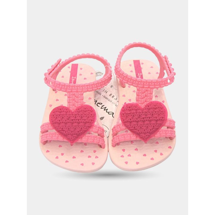Paio di sandali Ipanema rosa con cuori effetto uncinetto, vista frontale