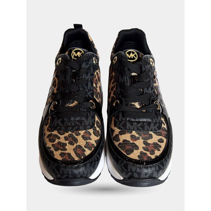 Sneakers Michael Kors leopardate viste di fronte con monogramma nero