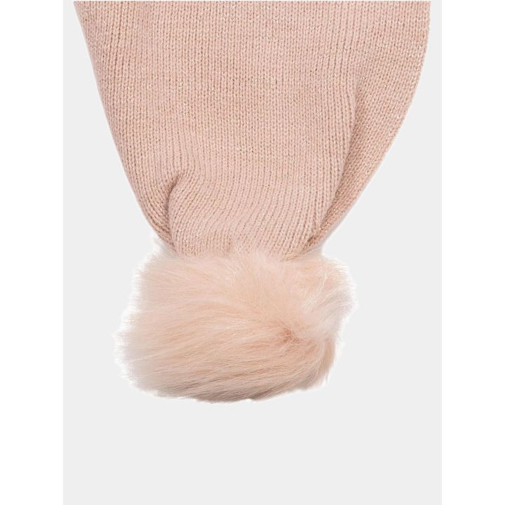 Dettaglio del pon pon rosa a pelo lungo in fondo alla sciarpa Liu Jo