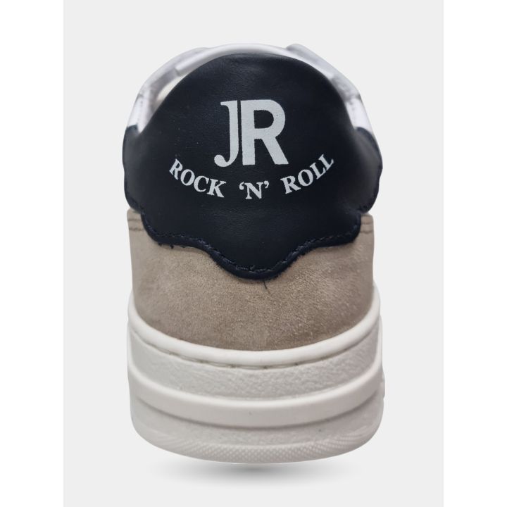Talloncino scuro con logo JR Rock 'n' Roll delle sneakers avorio, vista da dietro