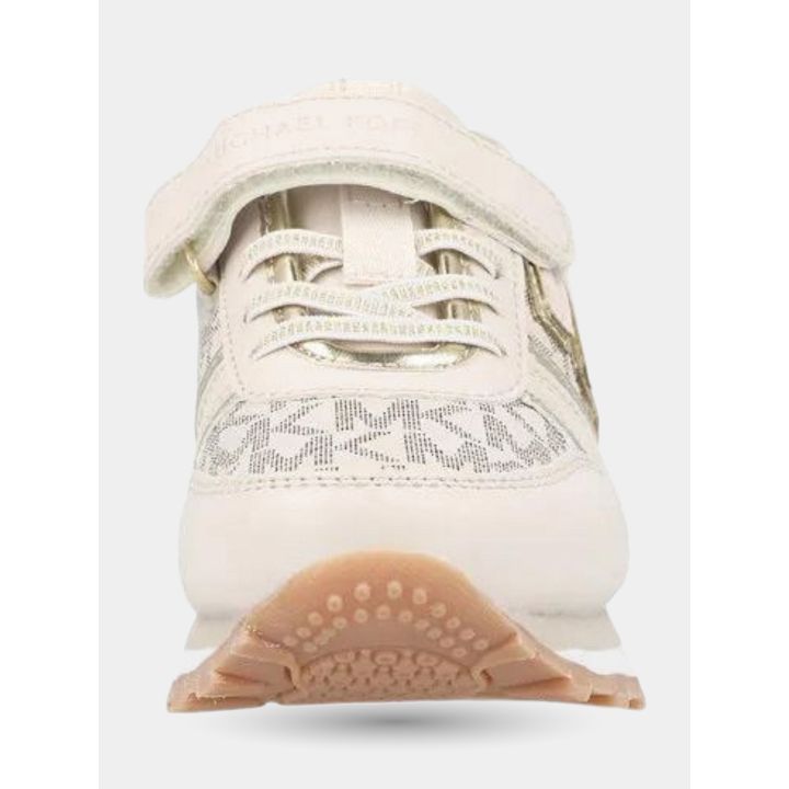 Sneakers vaniglia viste di fronte con strappo logato e lacci
