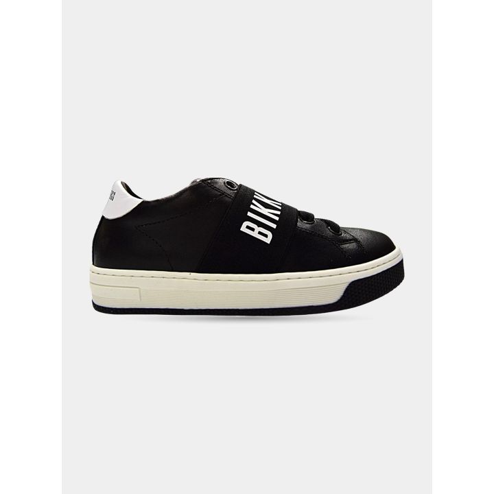 Sneaker Bikkembergs nera vista dall'altro lato con tallone bianco