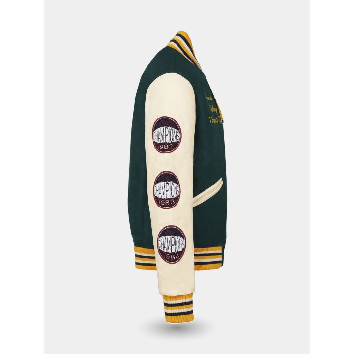 Giubbotto college verde visto dall'altro lato con le patch Champions