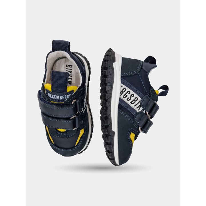 Sneakers Bikkembergs blu dall'alto e di lato con scritta Bikkembergs