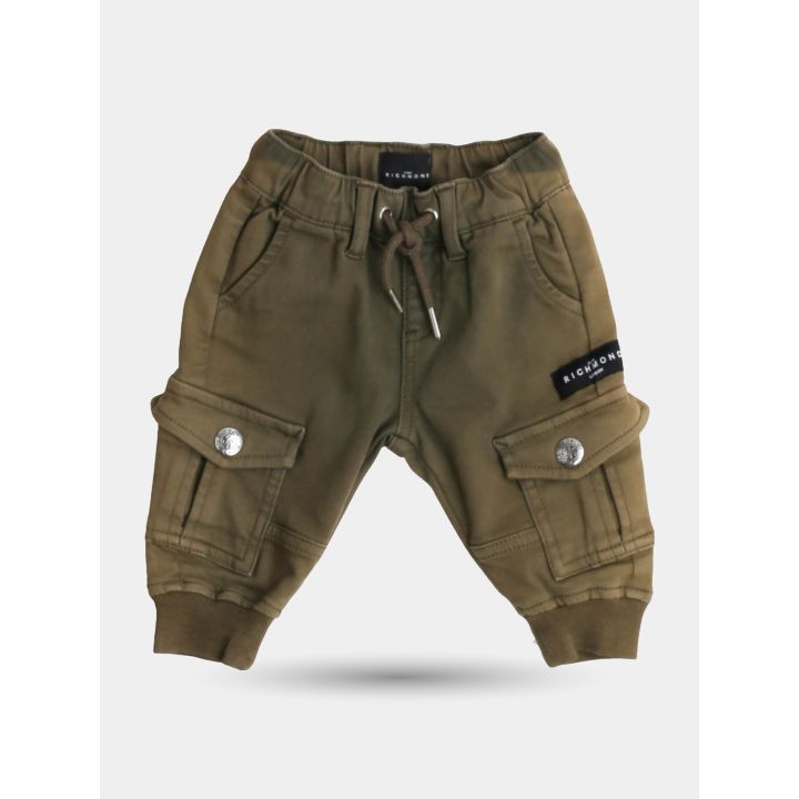 Pantaloni cargo John Richmond verde oliva con tasconi laterali, vista frontale
