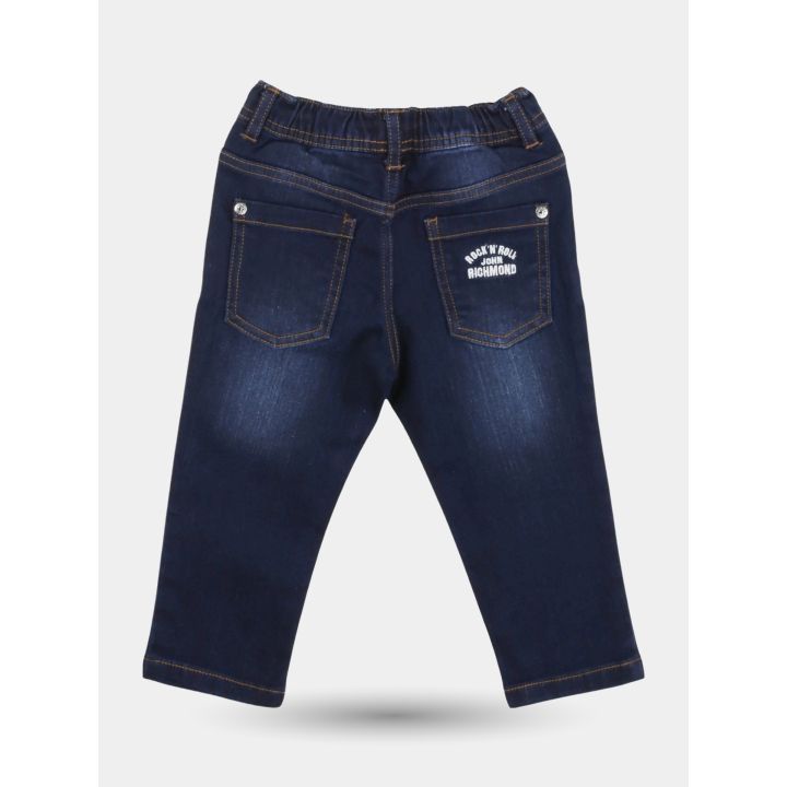 Retro del jeans blu scuro con ricamo bianco sulla tasca dietro