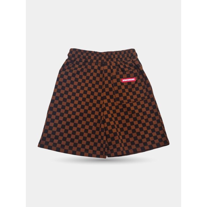 Retro dei pantaloncini a scacchi marroni e neri