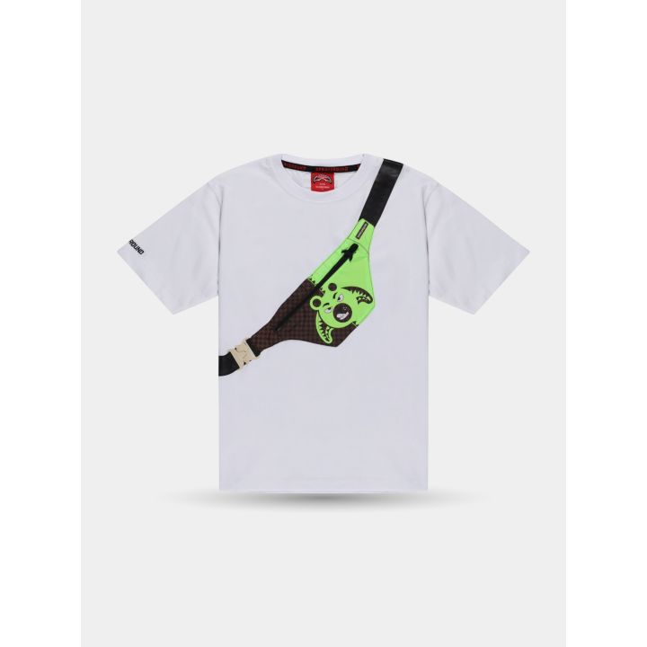 T-shirt Sprayground bianca vista frontale con marsupio a scacchi e verde fluo