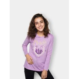 Ragazza con la t-shirt Pinko viola a maniche lunghe e il logo Pinko Up dorato