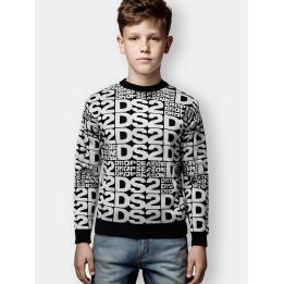 Maglia DS2 total logo bianca e nera indossata da un ragazzo, vista frontale