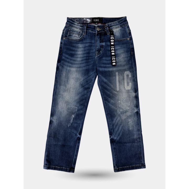 Jeans ICON blu da ragazzo vista frontale con portachiavi logato