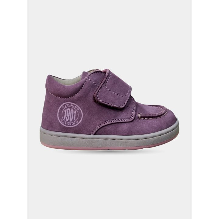 Sneakers alte Naturino rosa da bambina con strappo, vista laterale