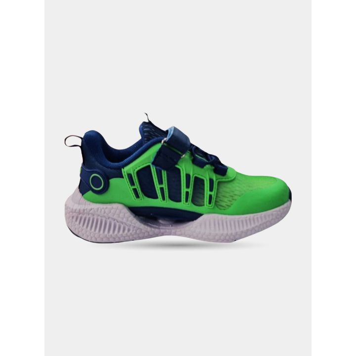 Sneaker AR.IN verde vista dall'altro lato con tirante sul tallone
