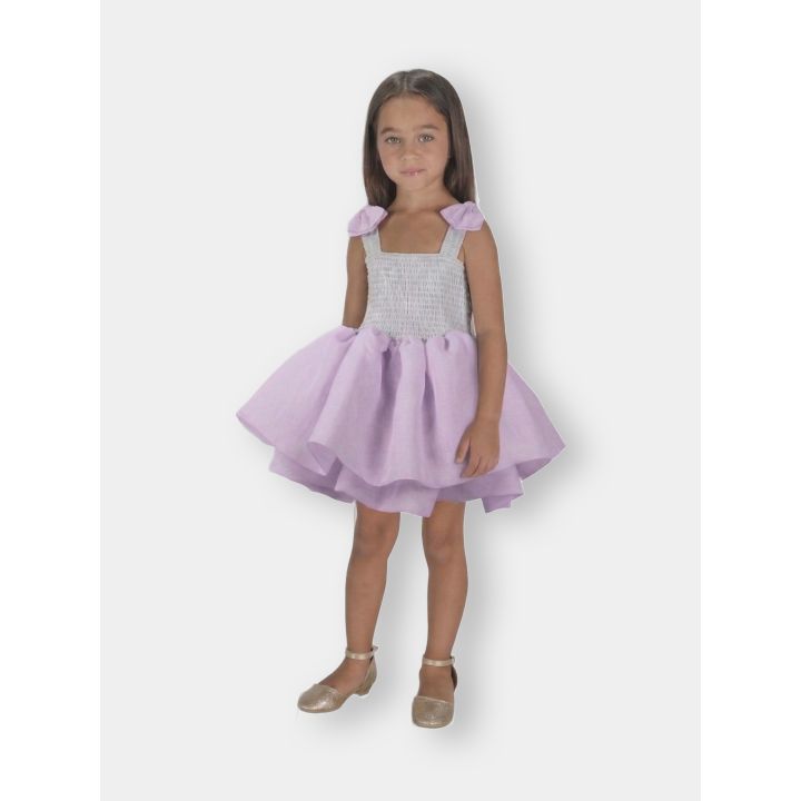 Abito FUN&FUN lilla in tulle indossato da una bambina