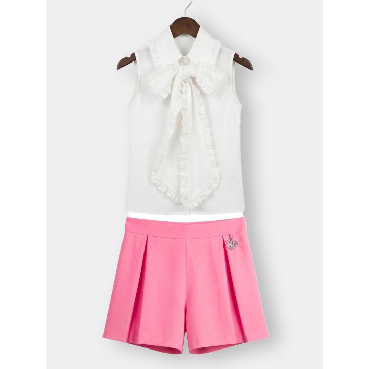 Completo FUN&FUN con camicia bianca a fiocco e short rosa vista frontale