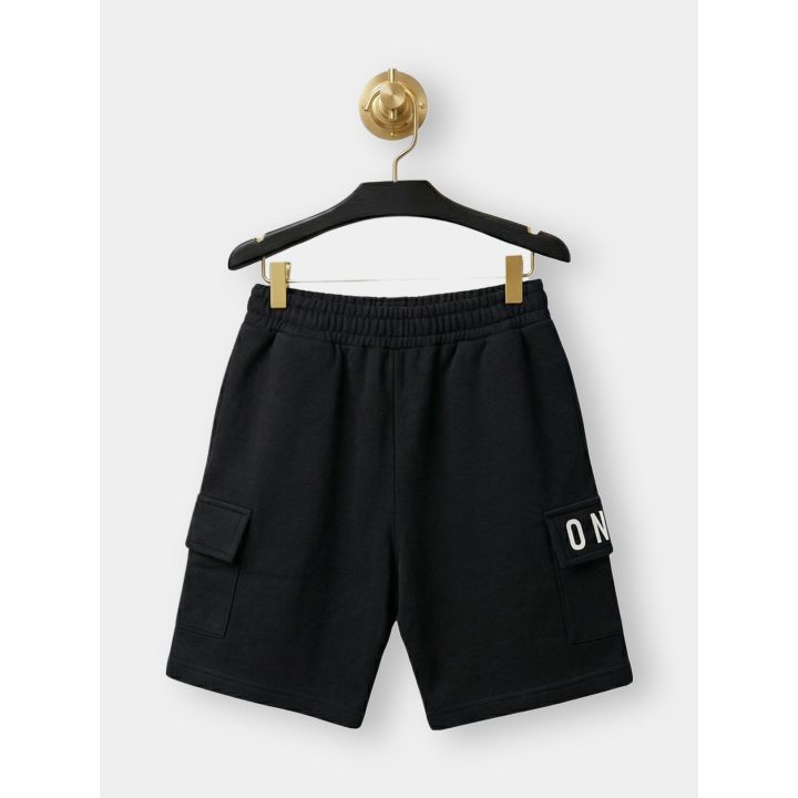 Retro del bermuda cargo ICON nero con lettere ON sulla tasca