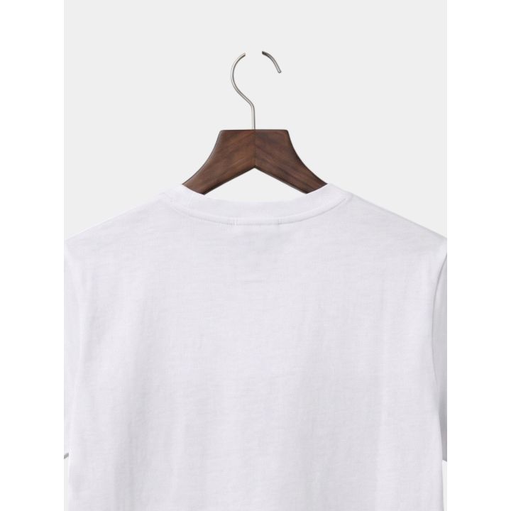 Dettaglio del collo sul retro della t-shirt ICON con fascia grigia