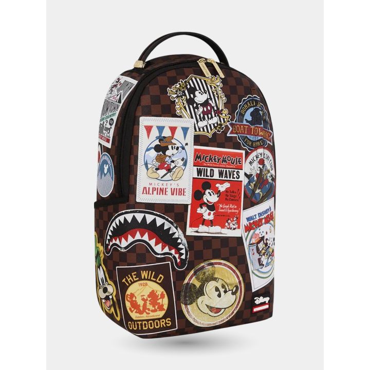 Zaino Sprayground Mickey Mouse visto di tre quarti con bocca di squalo