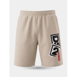 Bermuda DS2 beige vista frontale con maxi logo a riquadri sulla gamba