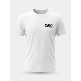 T-shirt DS2 bianca vista frontale con piccolo logo nero sul petto