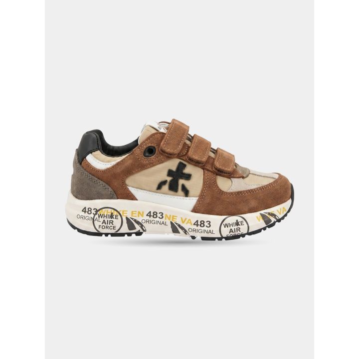 Sneakers Premiata marroni e beige con tre strappi, vista laterale