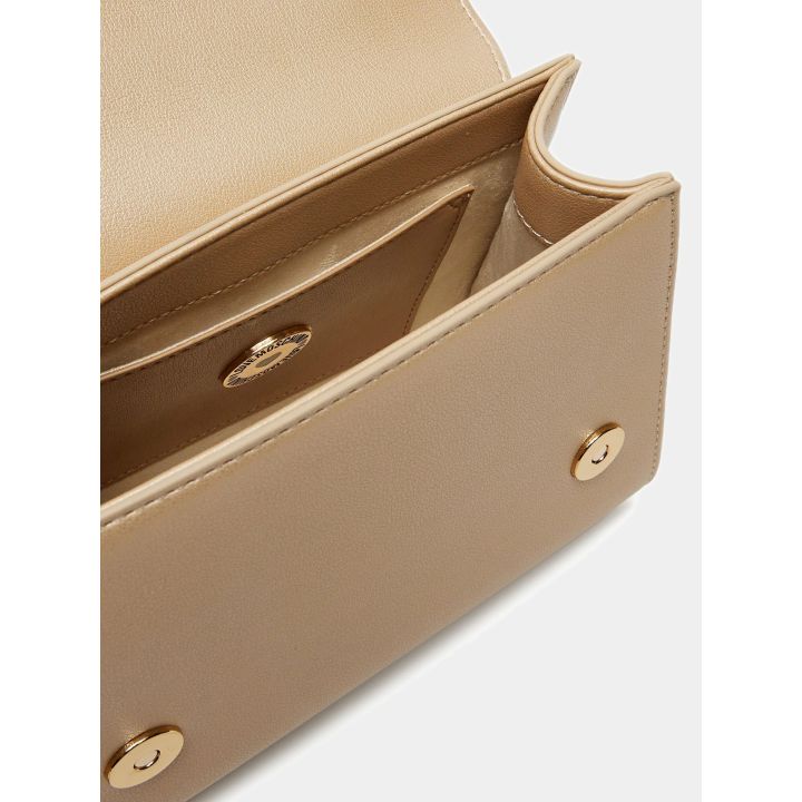 Interno della borsa oro con chiusura magnetica e tasca