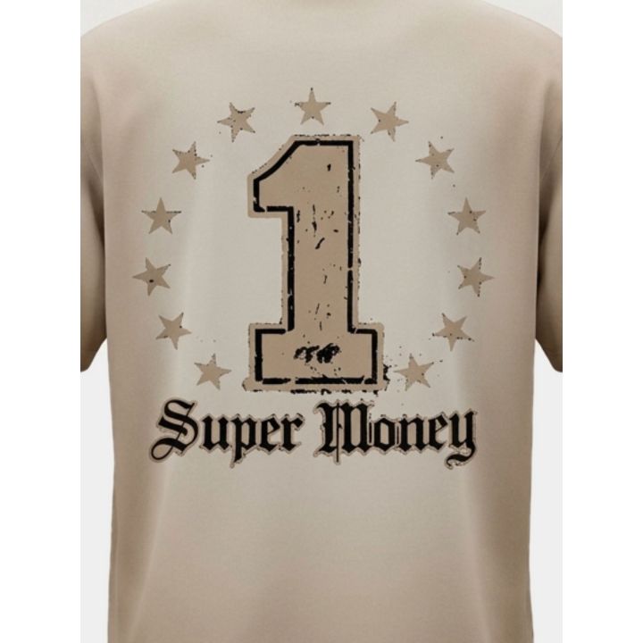 Dettaglio del numero 1 con corona di stelle sul retro della t-shirt beige
