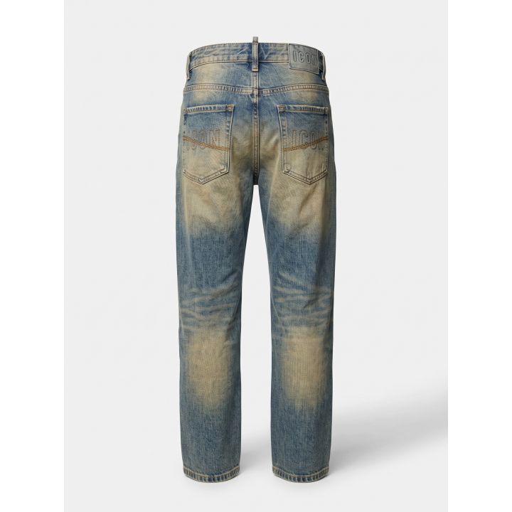 Retro dei jeans ICON in denim chiaro con sfumature sulle cosce