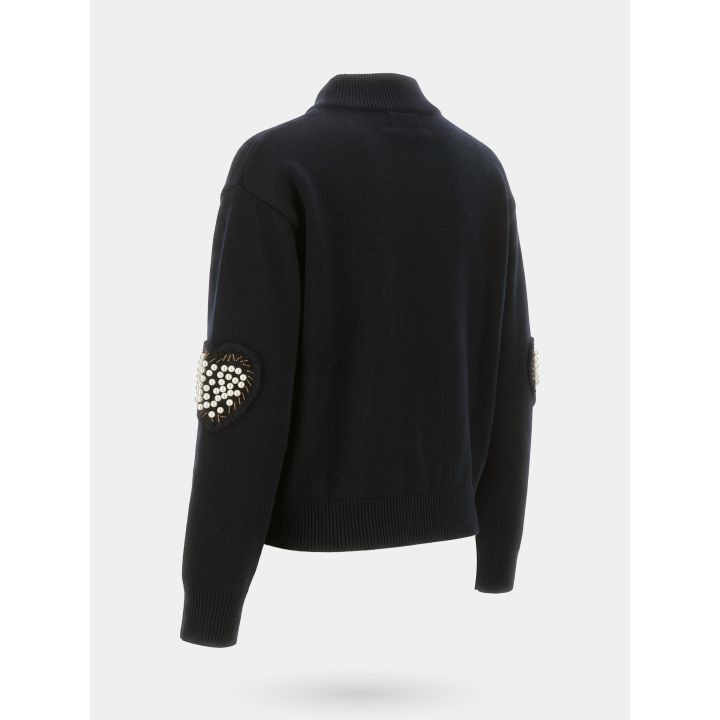 Maglione FUN&FUN nero con cuori di perle, retro di tre quarti