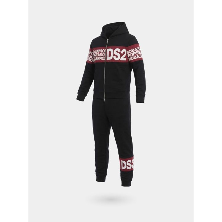 Tuta DS2 bambino nera con felpa zip e fascia rossa con logo, vista di tre quarti