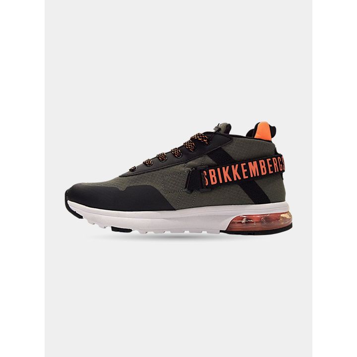 Sneaker Bikkembergs grigia vista dal lato interno con suola trasparente