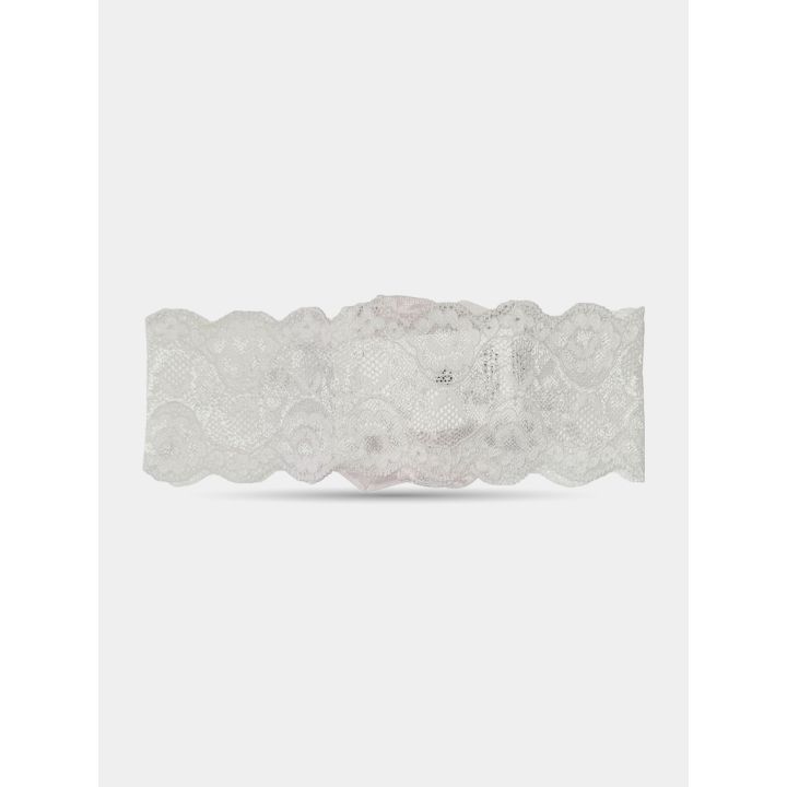 Retro della fascia in pizzo bianco dal bordo smerlato