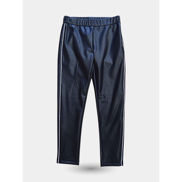 Pantaloni Manila Grace neri effetto pelle con riga bianca laterale, davanti
