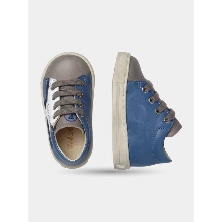 Sneakers Falcotto blu e grigie viste dall'alto e di lato