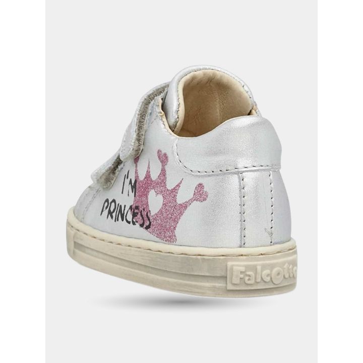 Retro delle sneakers argento con la scritta I'm Princess